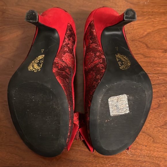 Red Floral Ruby Shoo Heels SZ 39 - Picture 4 of 4